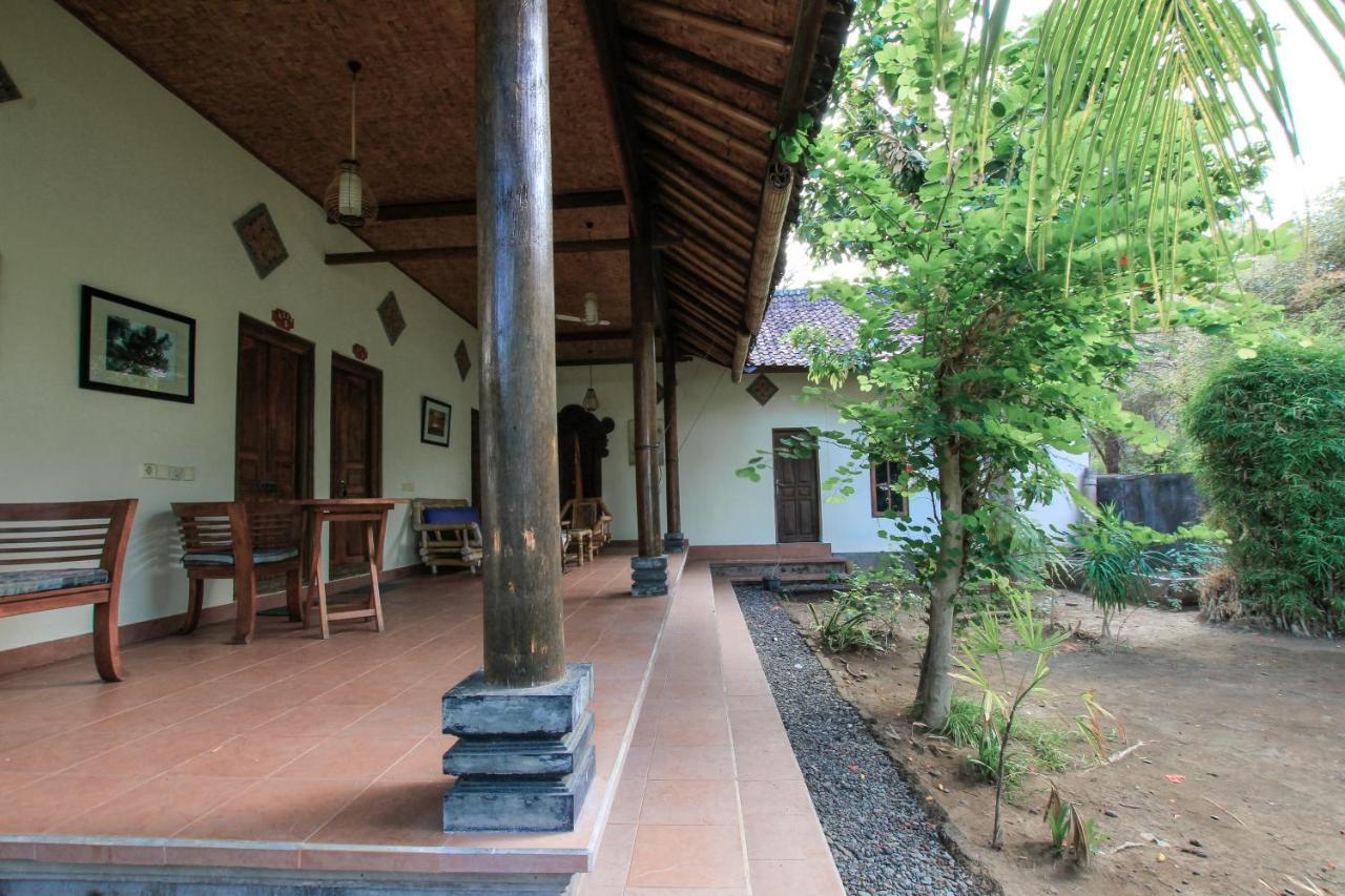 Ganesha Amed Hotel Exterior photo